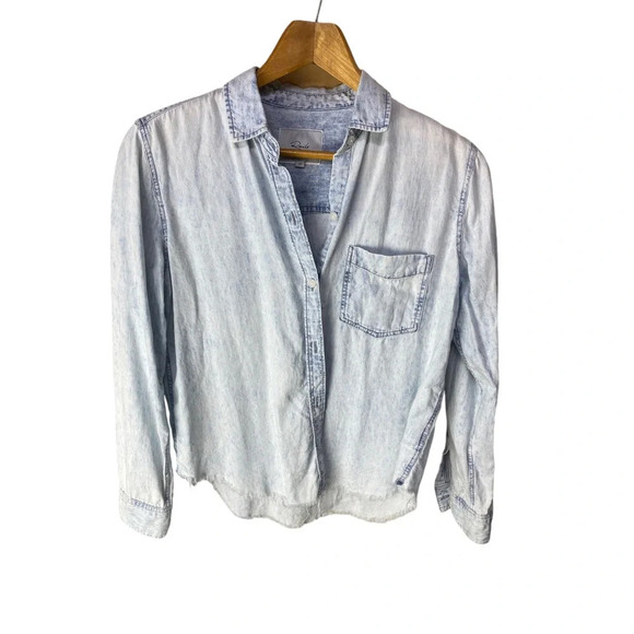Rails Ingrid Raw Hem Chambray shirt button down size xs - Picture 2 of 8